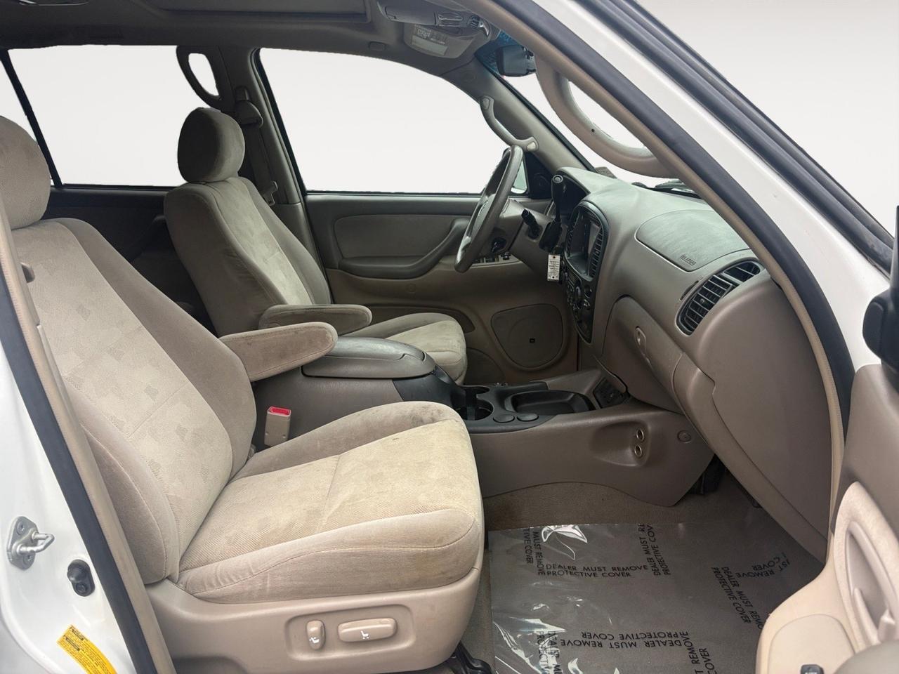 2007 Toyota Sequoia SR5, RUNNING BOARDS, TOW PACKAGE, SUNROOF, JBL SOUND SYSTEM, POWER SEATS, REAR AUDIO ENTERTAINMENT SYSTEM, LOW MILES, COME STEAL THIS SEQUOIA TODAY! Virginia Beach VA