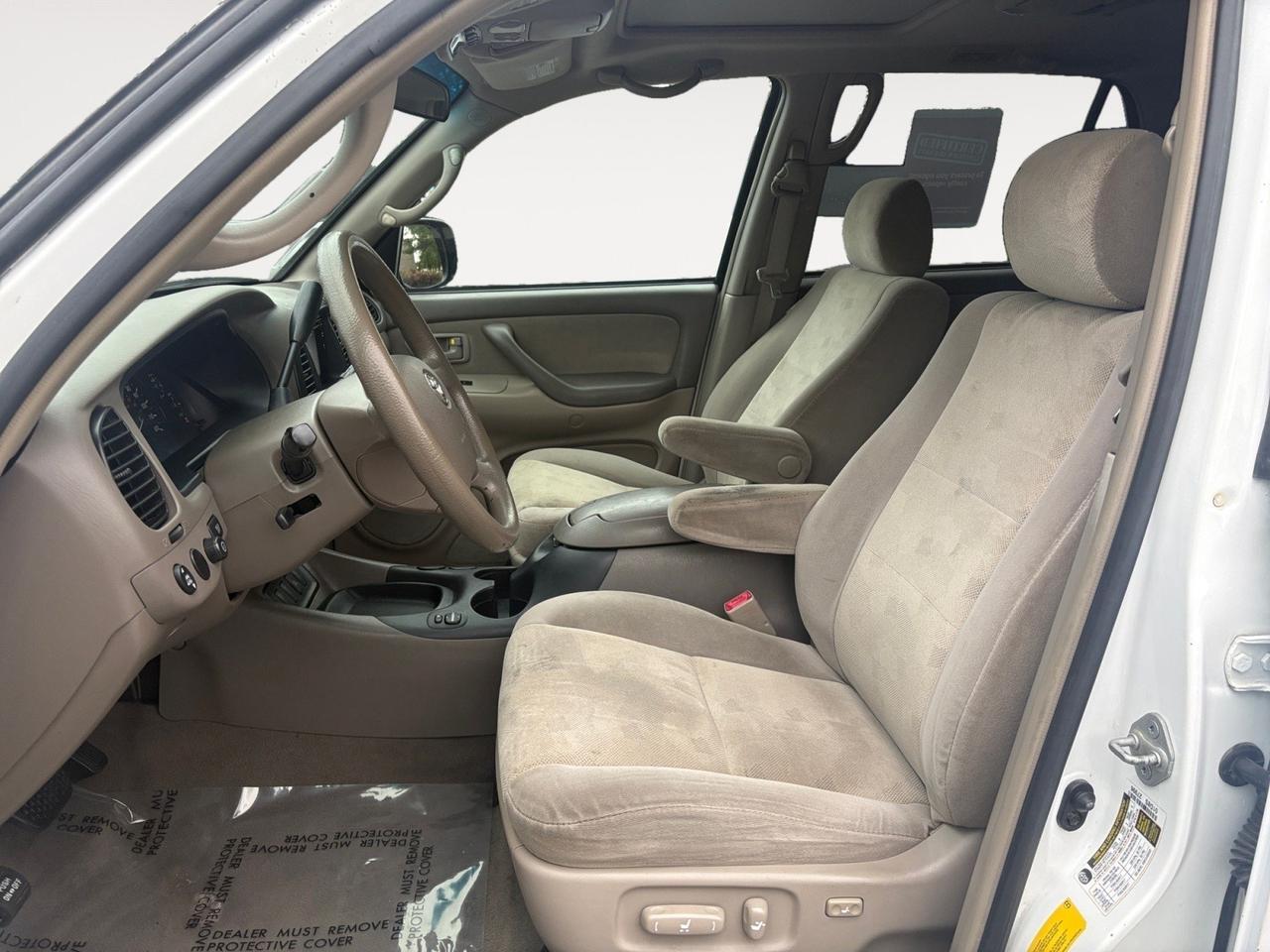 2007 Toyota Sequoia SR5, RUNNING BOARDS, TOW PACKAGE, SUNROOF, JBL SOUND SYSTEM, POWER SEATS, REAR AUDIO ENTERTAINMENT SYSTEM, LOW MILES, COME STEAL THIS SEQUOIA TODAY! Virginia Beach VA