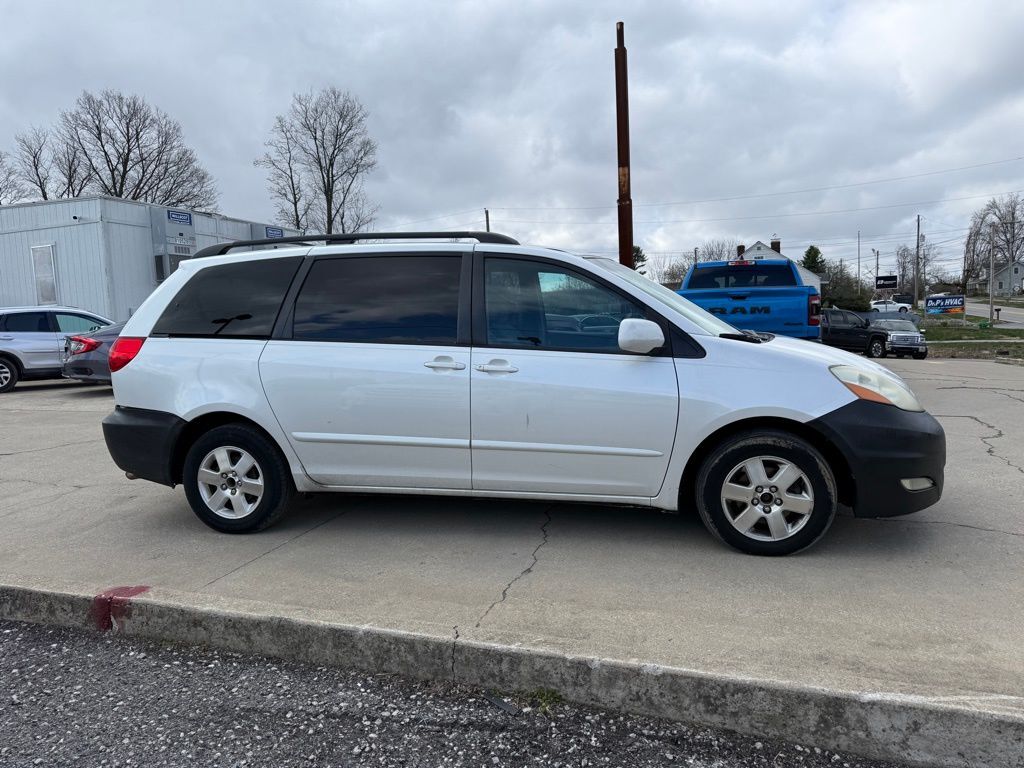 2007 Toyota Sienna XLE Crestwood KY