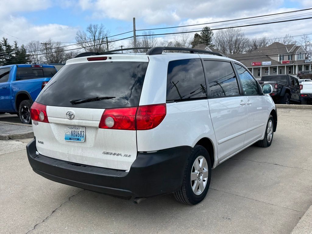 2007 Toyota Sienna XLE Crestwood KY
