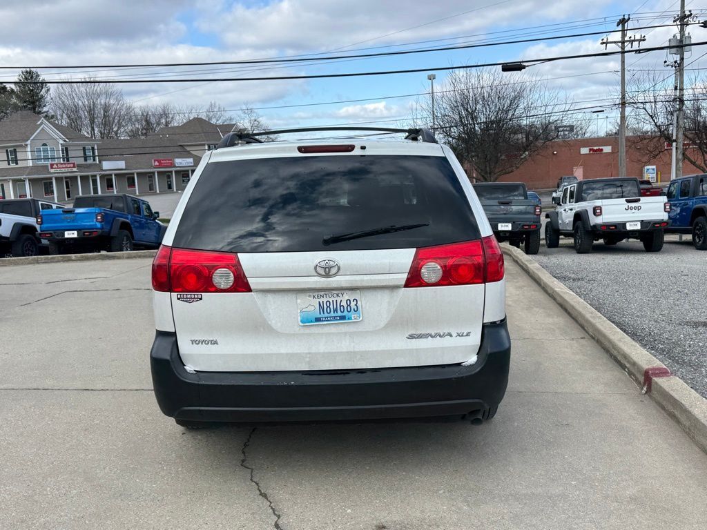 2007 Toyota Sienna XLE Crestwood KY