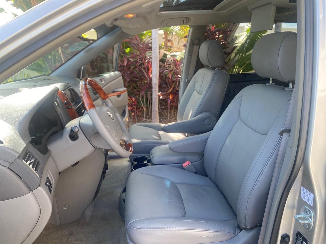 2007 Toyota Sienna XLE LTD 1 OWNER Pompano Beach FL