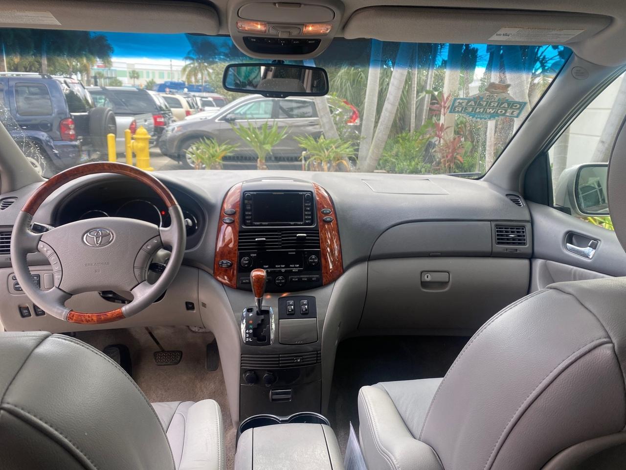 2007 Toyota Sienna XLE LTD 1 OWNER Pompano Beach FL