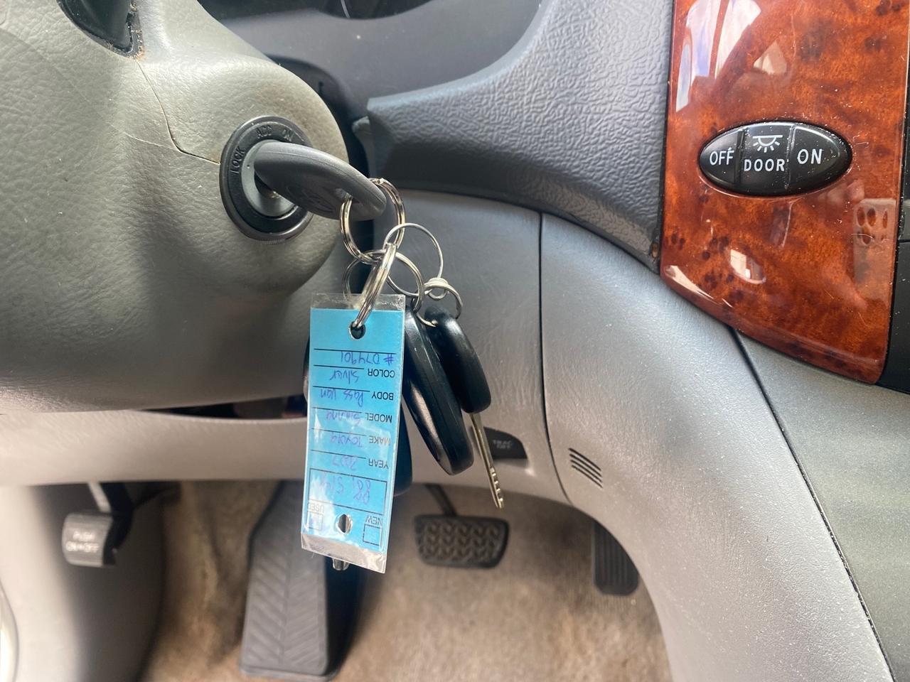 2007 Toyota Sienna XLE LTD 1 OWNER Pompano Beach FL