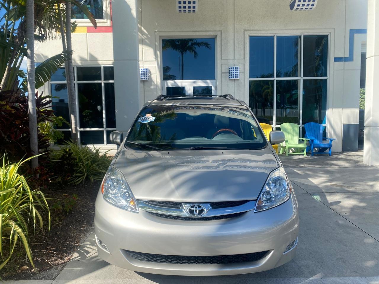 2007 Toyota Sienna XLE LTD 1 OWNER Pompano Beach FL