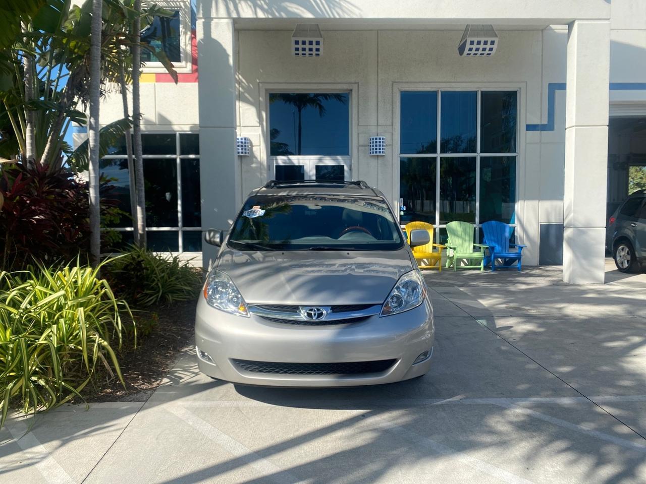 2007 Toyota Sienna XLE LTD 1 OWNER Pompano Beach FL