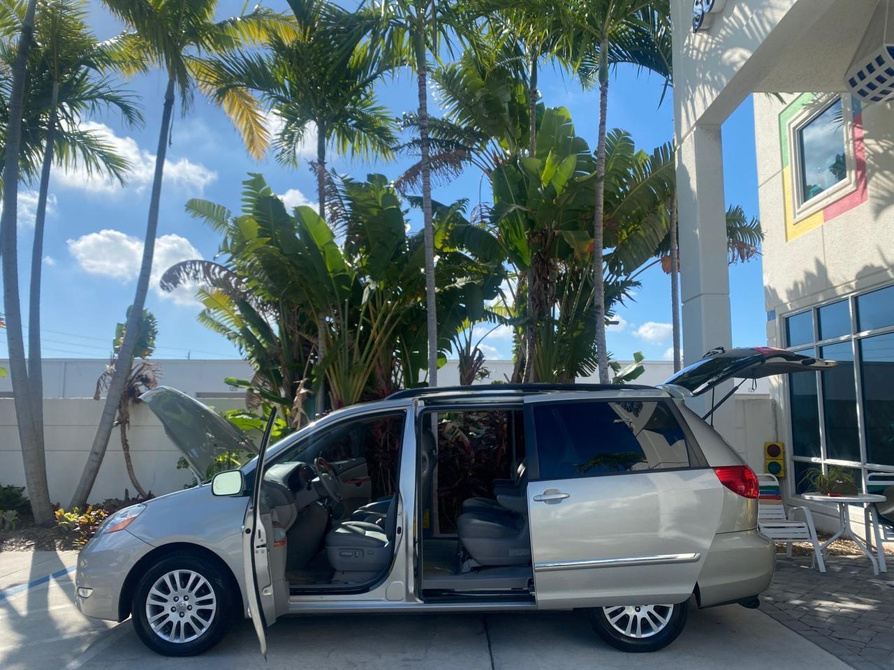 2007 Toyota Sienna XLE LTD 1 OWNER Pompano Beach FL