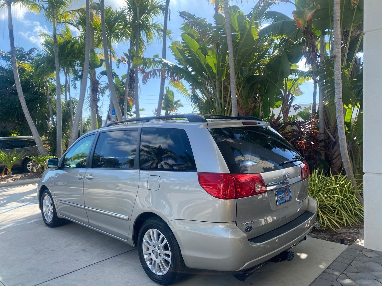 2007 Toyota Sienna XLE LTD 1 OWNER Pompano Beach FL