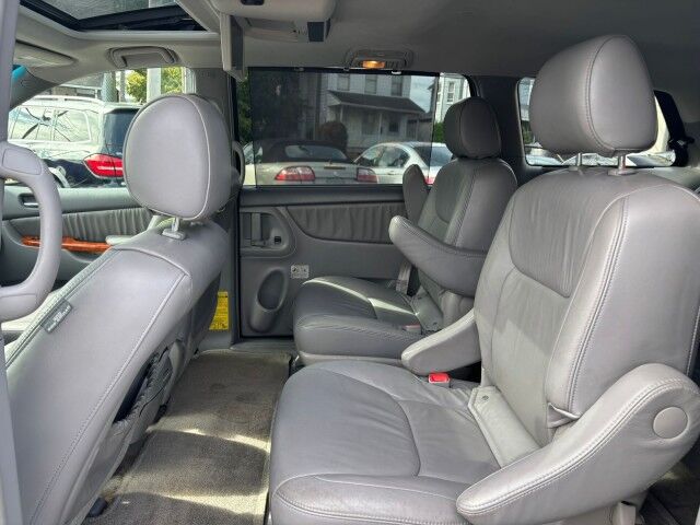 2007 Toyota Sienna XLE Ltd Whitehall PA