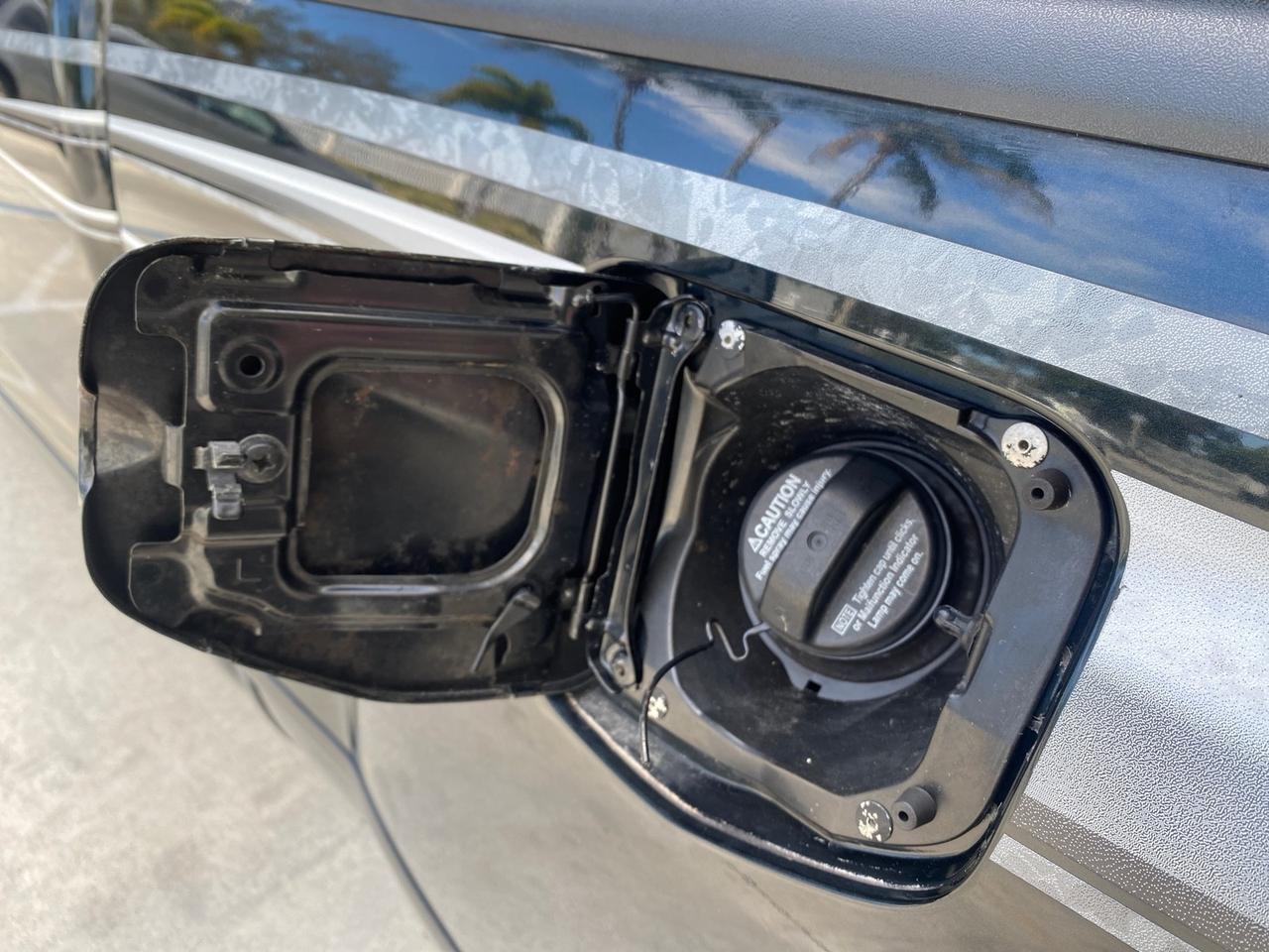 2007 Toyota Tacoma 4 DR CAMPER TOP LOW MILES 52,954 Pompano Beach FL