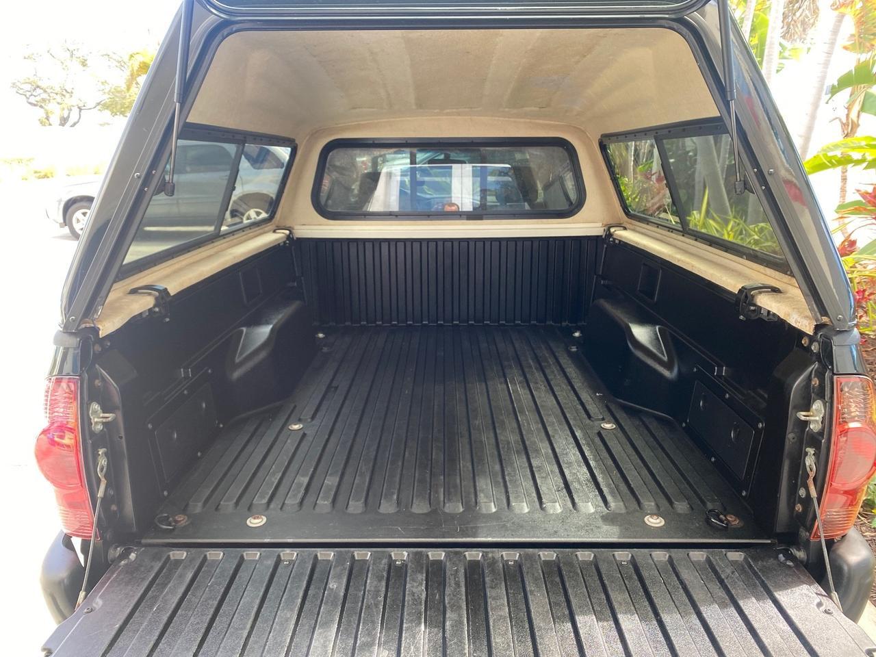 2007 Toyota Tacoma 4 DR CAMPER TOP LOW MILES 52,954 Pompano Beach FL