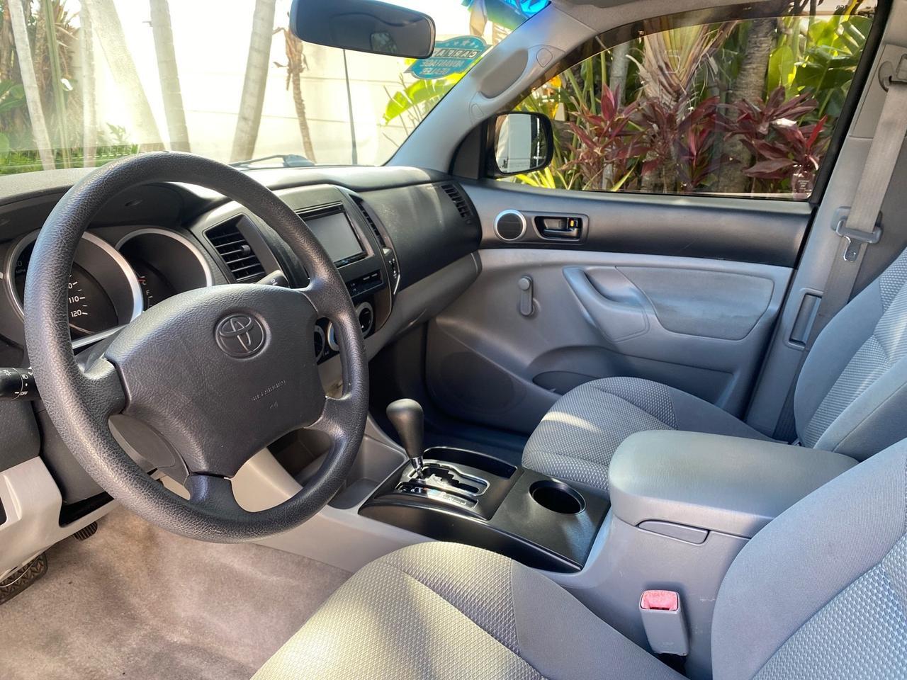 2007 Toyota Tacoma 4 DR CAMPER TOP LOW MILES 52,954 Pompano Beach FL