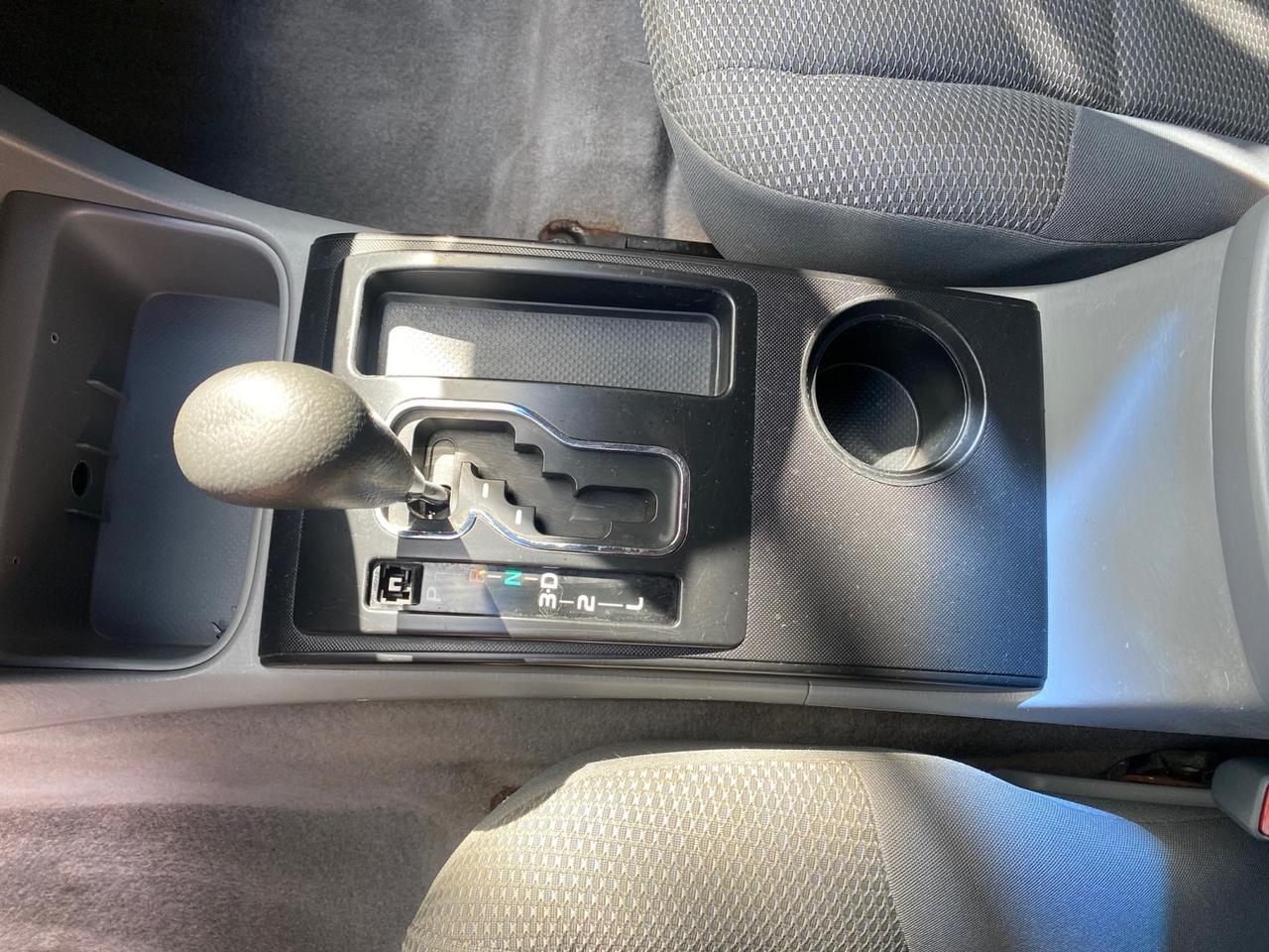 2007 Toyota Tacoma 4 DR CAMPER TOP LOW MILES 52,954 Pompano Beach FL