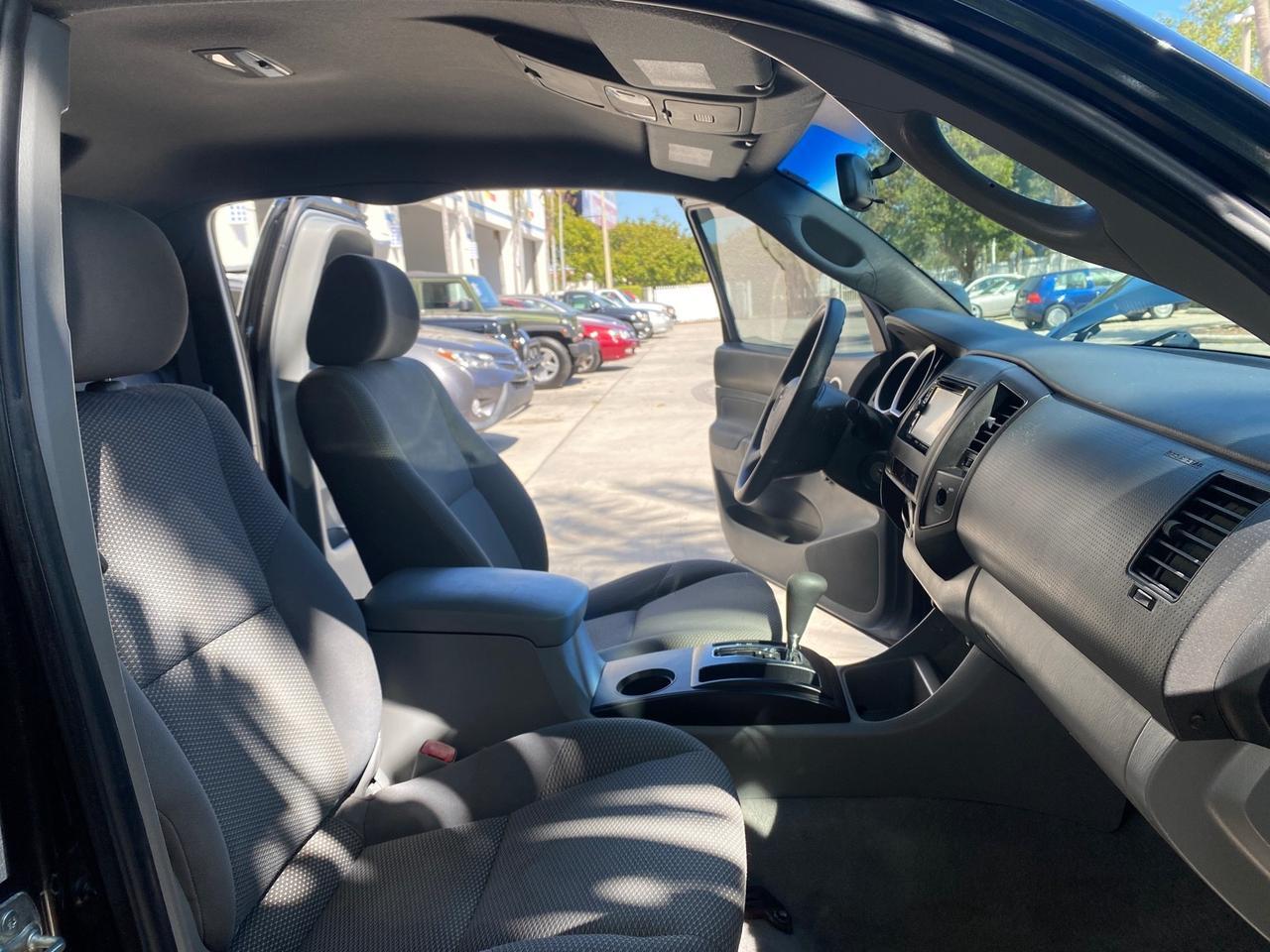 2007 Toyota Tacoma 4 DR CAMPER TOP LOW MILES 52,954 Pompano Beach FL