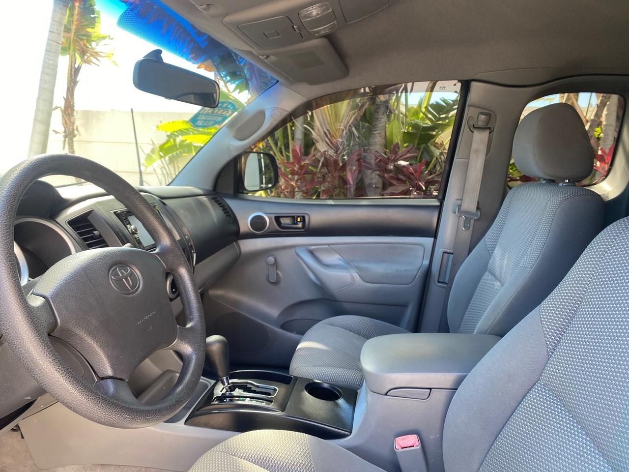 2007 Toyota Tacoma 4 DR CAMPER TOP LOW MILES 52,954 Pompano Beach FL