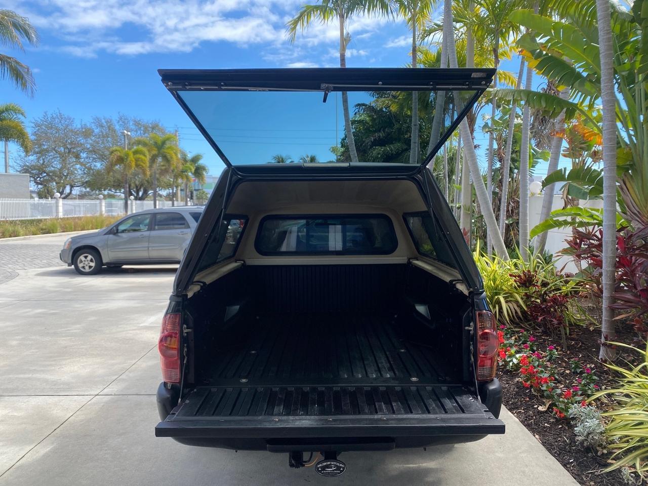 2007 Toyota Tacoma 4 DR CAMPER TOP LOW MILES 52,954 Pompano Beach FL