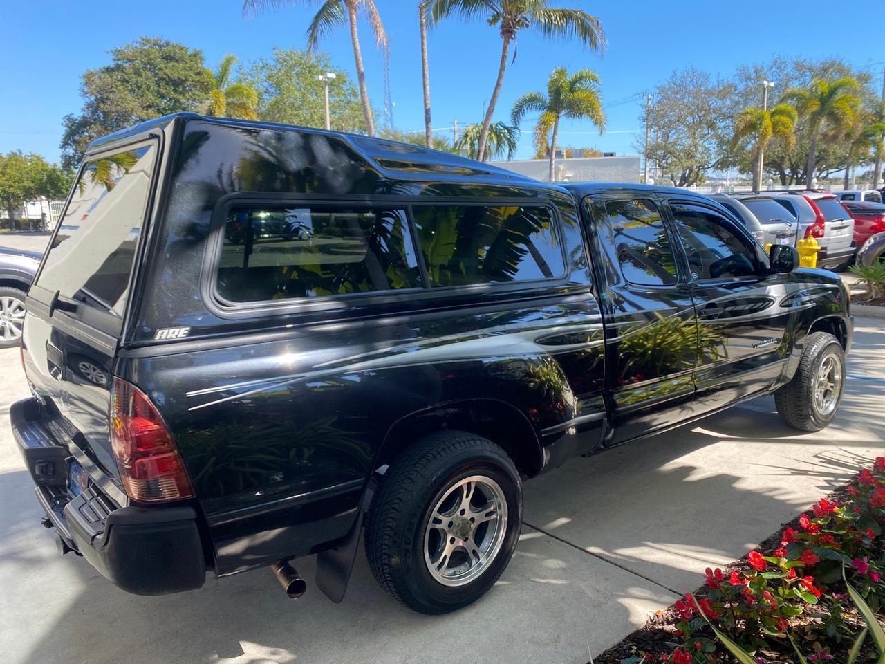 2007 Toyota Tacoma 4 DR CAMPER TOP LOW MILES 52,954 Pompano Beach FL