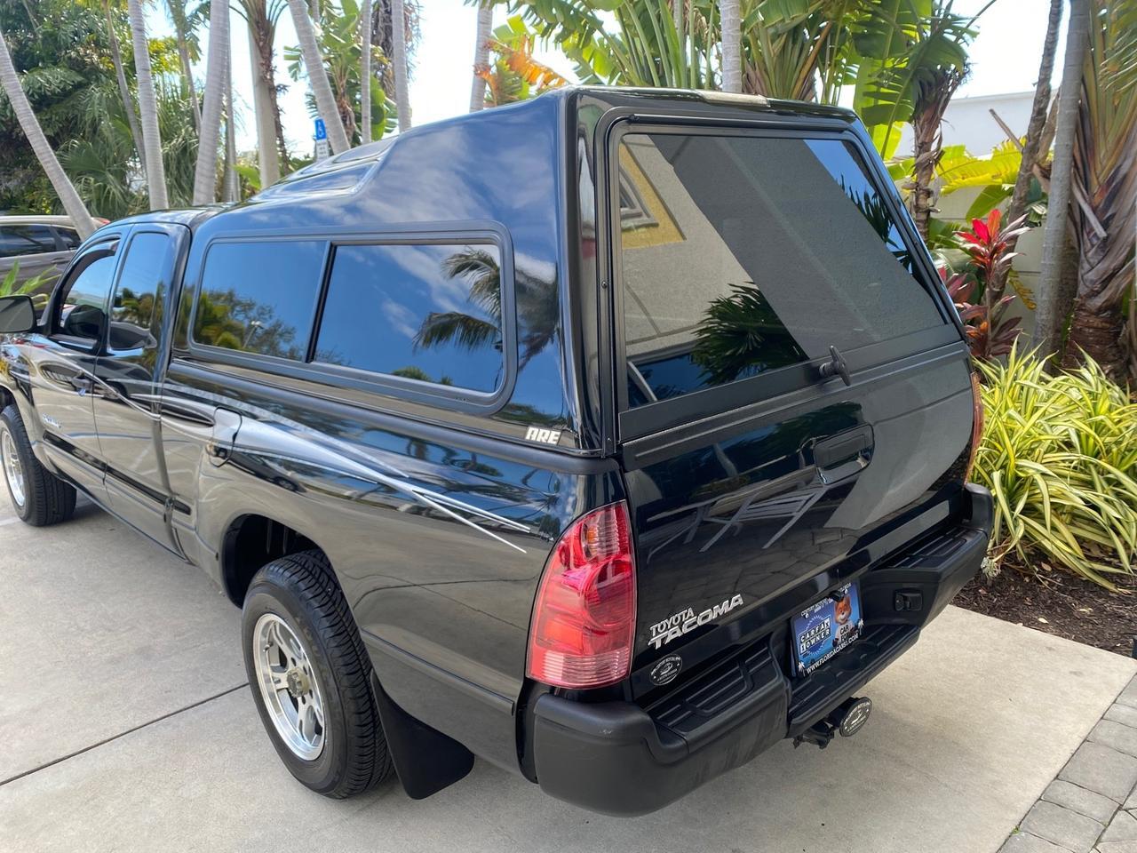 2007 Toyota Tacoma 4 DR CAMPER TOP LOW MILES 52,954 Pompano Beach FL
