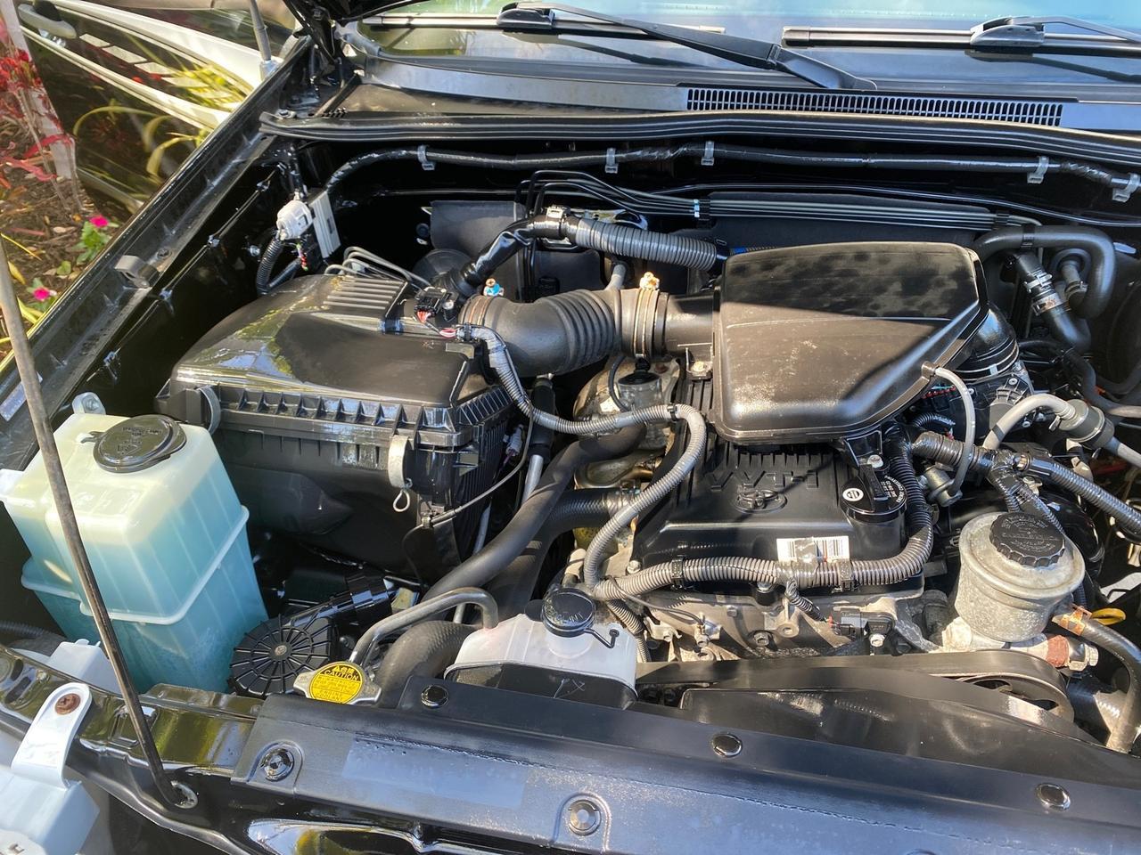 2007 Toyota Tacoma 4 DR CAMPER TOP LOW MILES 52,954 Pompano Beach FL