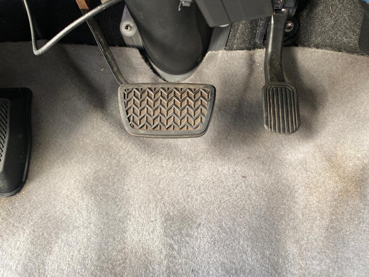 2007 Toyota Tacoma 4 DR CAMPER TOP LOW MILES 52,954 Pompano Beach FL