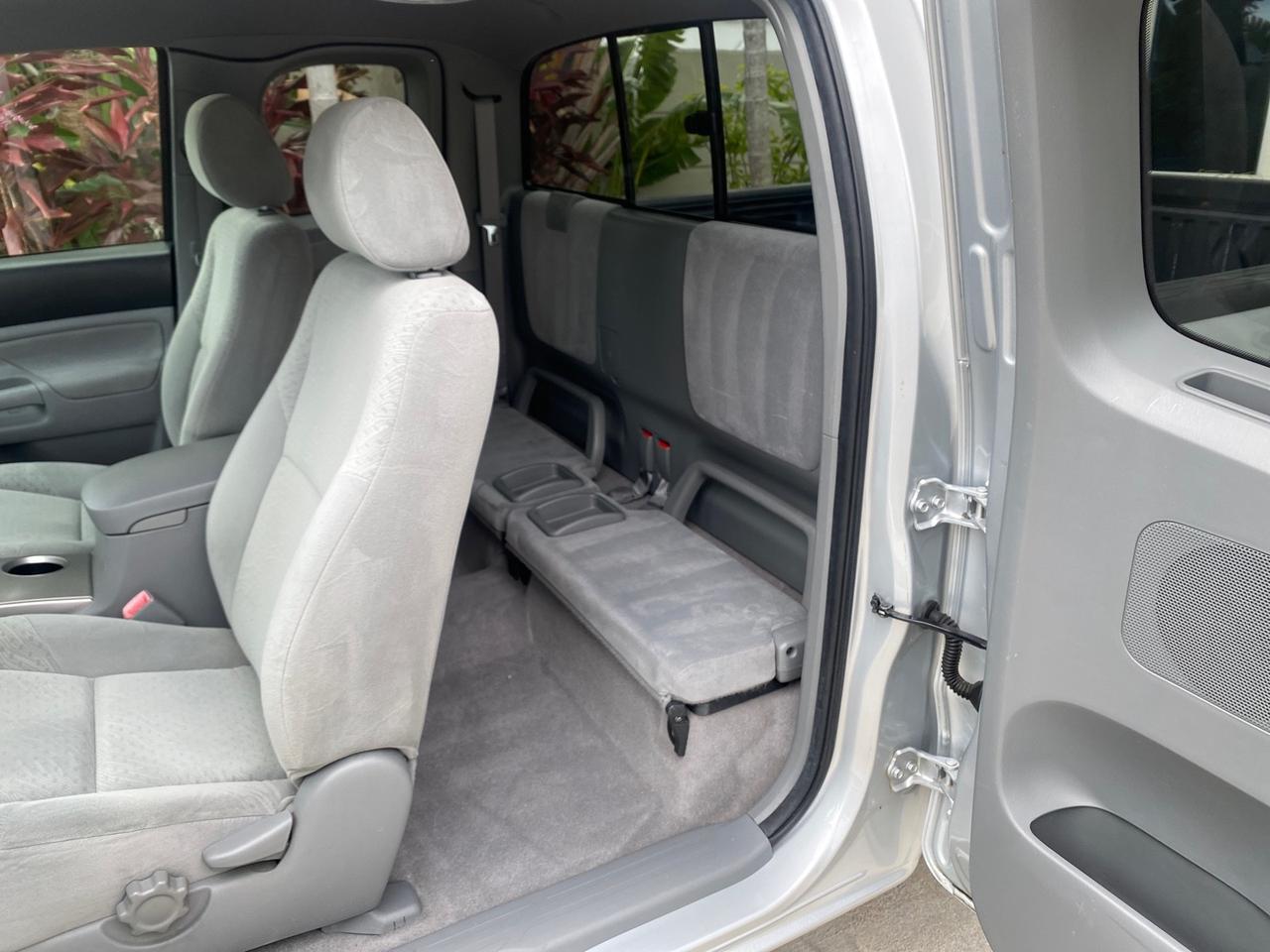 2007 Toyota Tacoma LOW MILES 28,699 1 OWNER 4 DR Pompano Beach FL