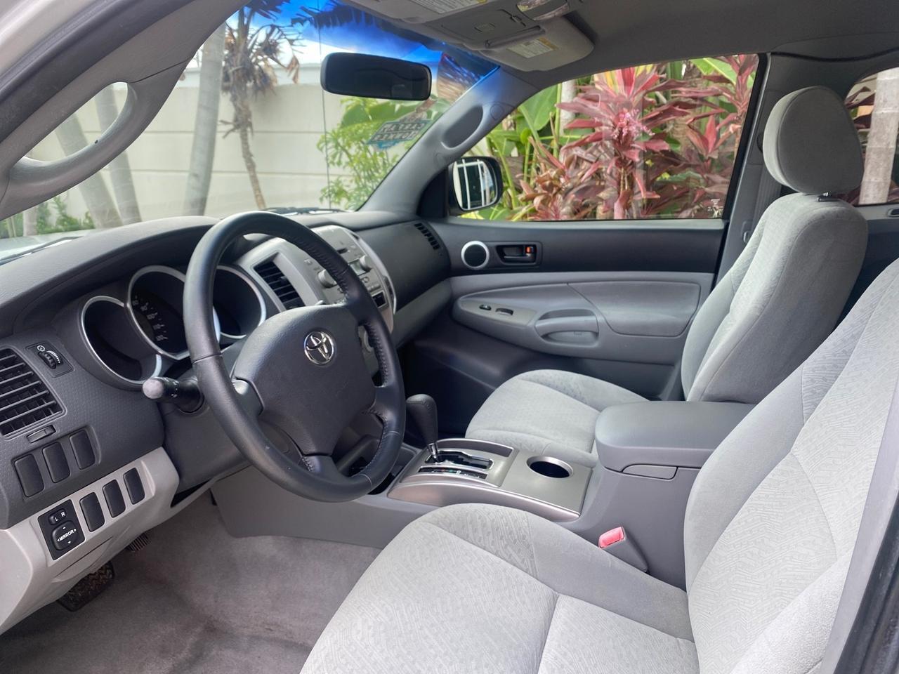 2007 Toyota Tacoma LOW MILES 28,699 1 OWNER 4 DR Pompano Beach FL