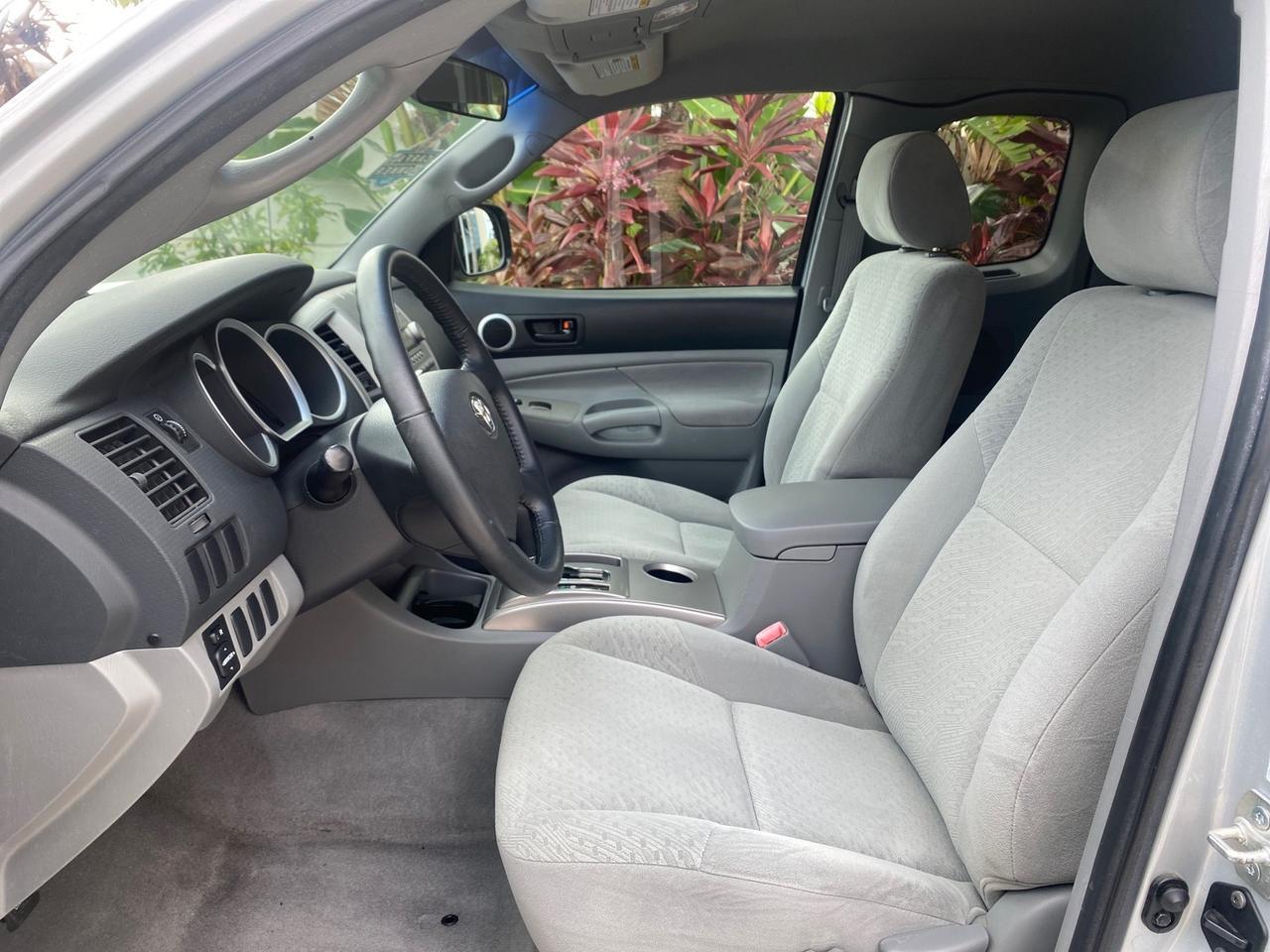 2007 Toyota Tacoma LOW MILES 28,699 1 OWNER 4 DR Pompano Beach FL