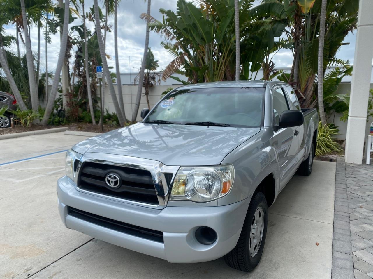 2007 Toyota Tacoma LOW MILES 28,699 1 OWNER 4 DR Pompano Beach FL