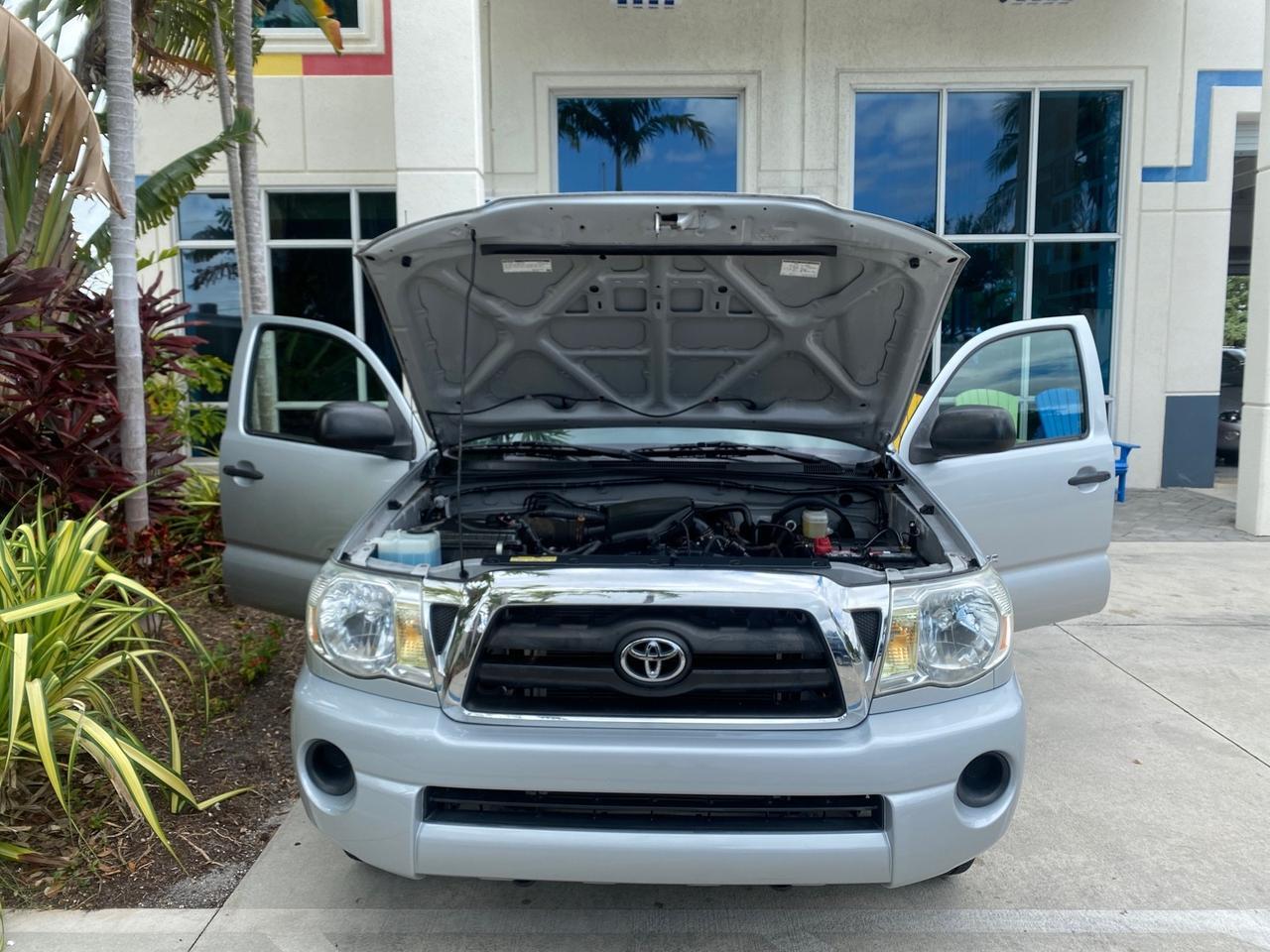 2007 Toyota Tacoma LOW MILES 28,699 1 OWNER 4 DR Pompano Beach FL