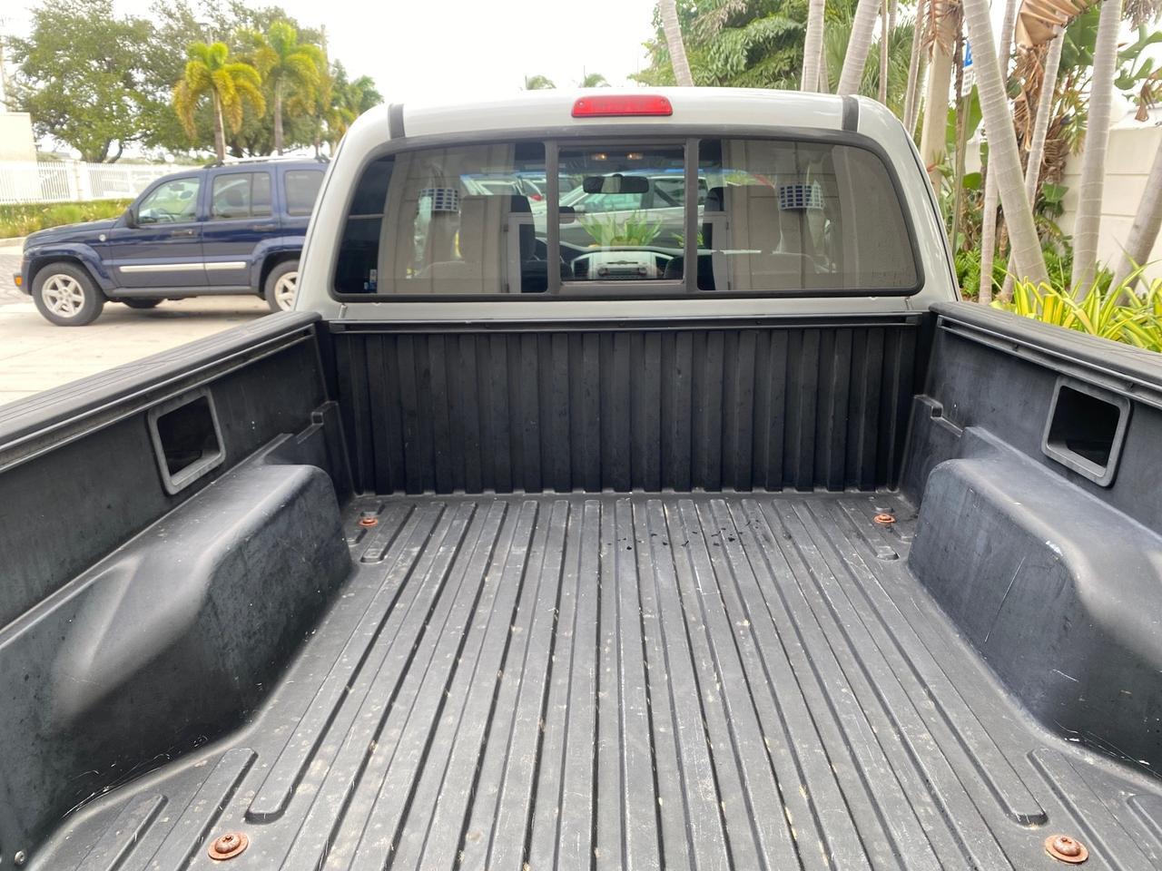 2007 Toyota Tacoma LOW MILES 28,699 1 OWNER 4 DR Pompano Beach FL