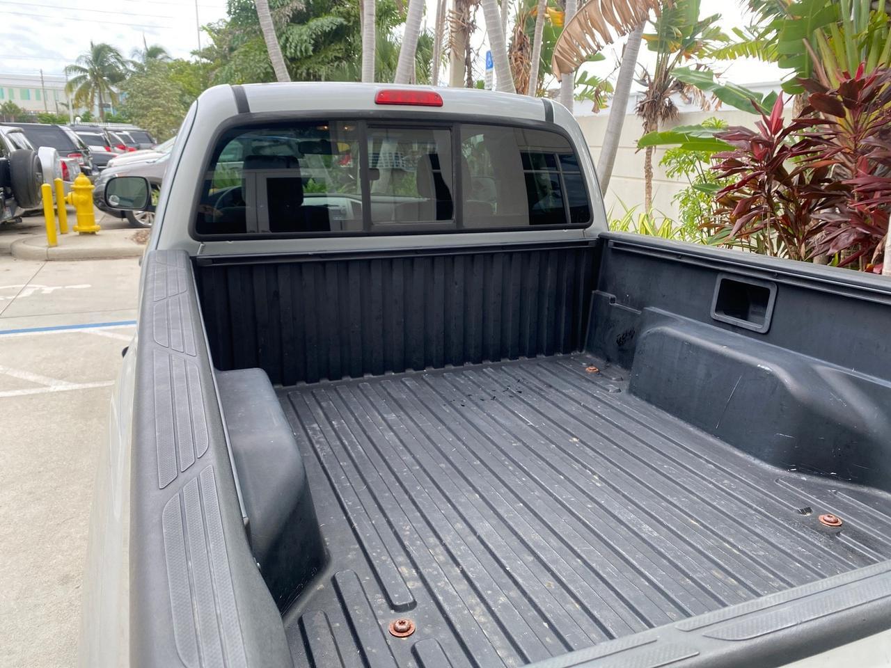 2007 Toyota Tacoma LOW MILES 28,699 1 OWNER 4 DR Pompano Beach FL