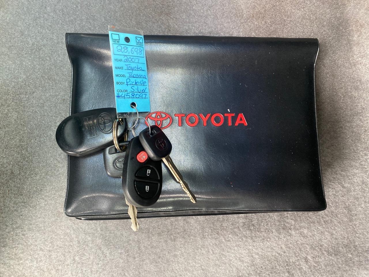 2007 Toyota Tacoma LOW MILES 28,699 1 OWNER 4 DR Pompano Beach FL