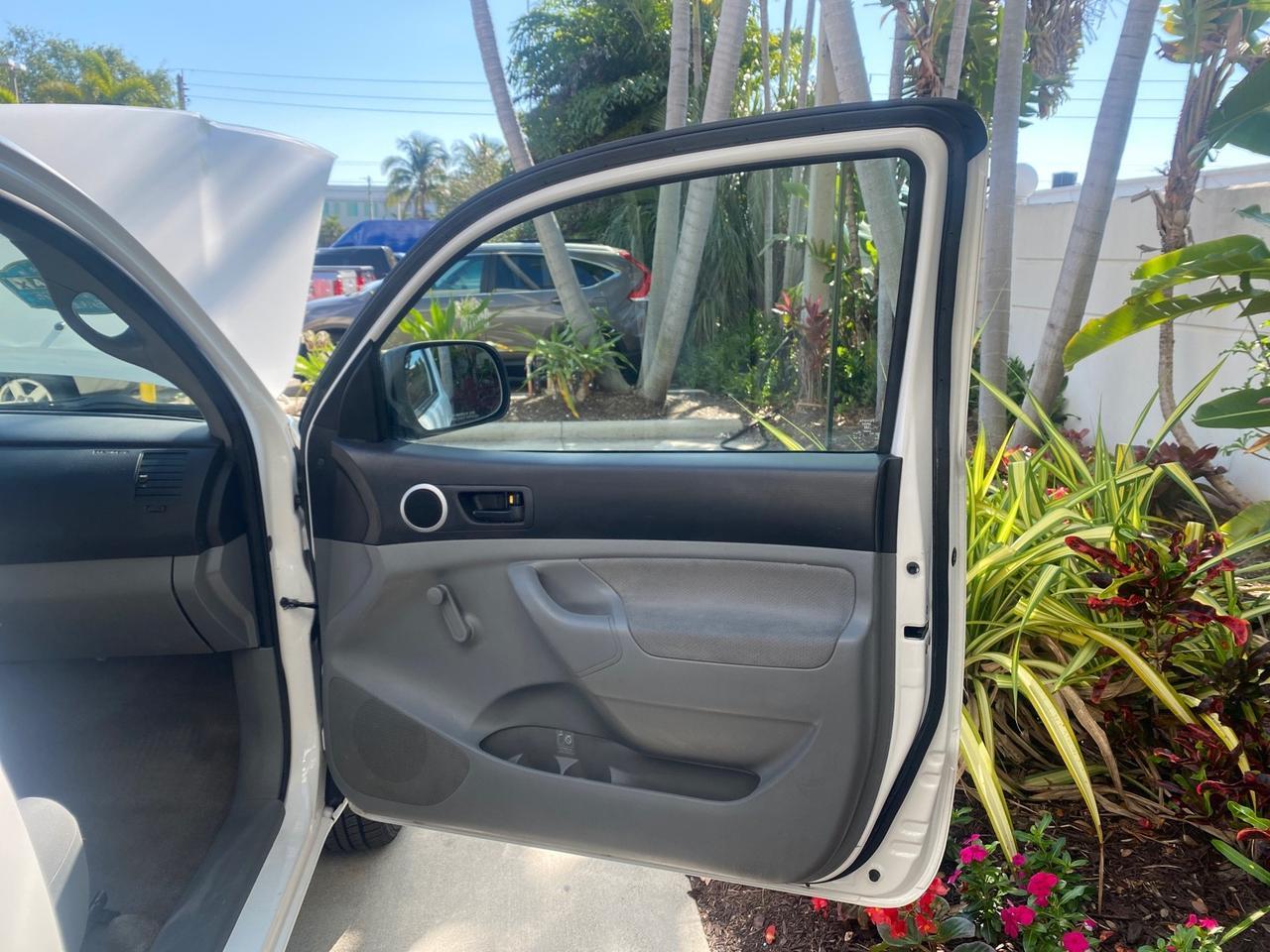 2007 Toyota Tacoma LOW MILES 98,053 AUTO AC 4 CYL Pompano Beach FL