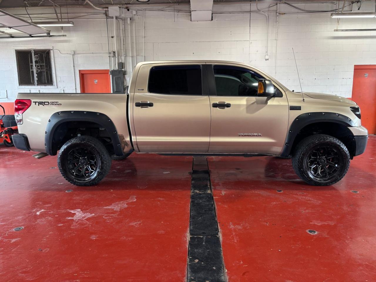 2007 Toyota Tundra SR5 5.7L V8