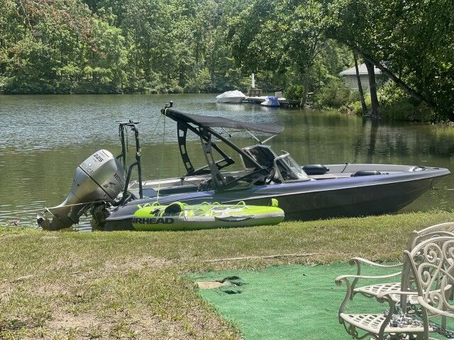 2007 Triton TR215 Custom