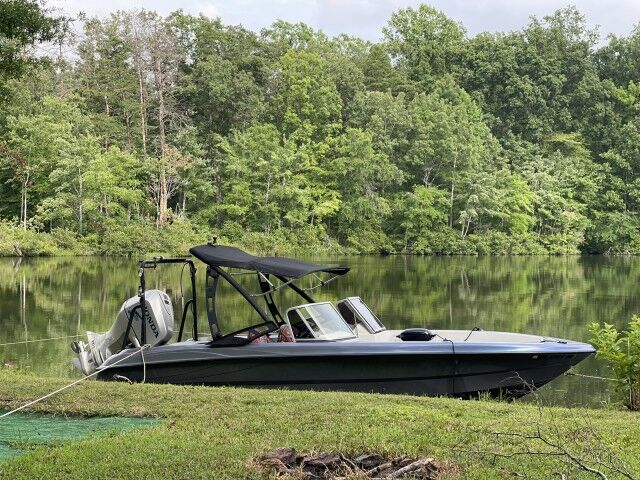 2007 Triton TR215 Custom Henrico VA