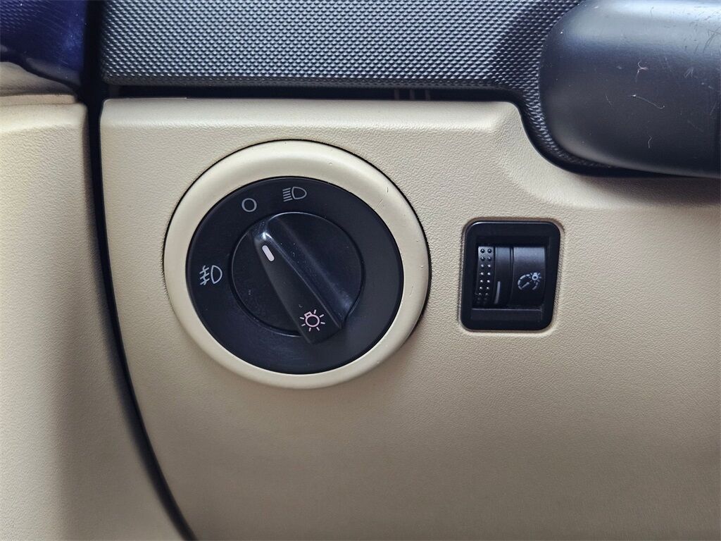 2007 Volkswagen Beetle 2.5L Gresham OR