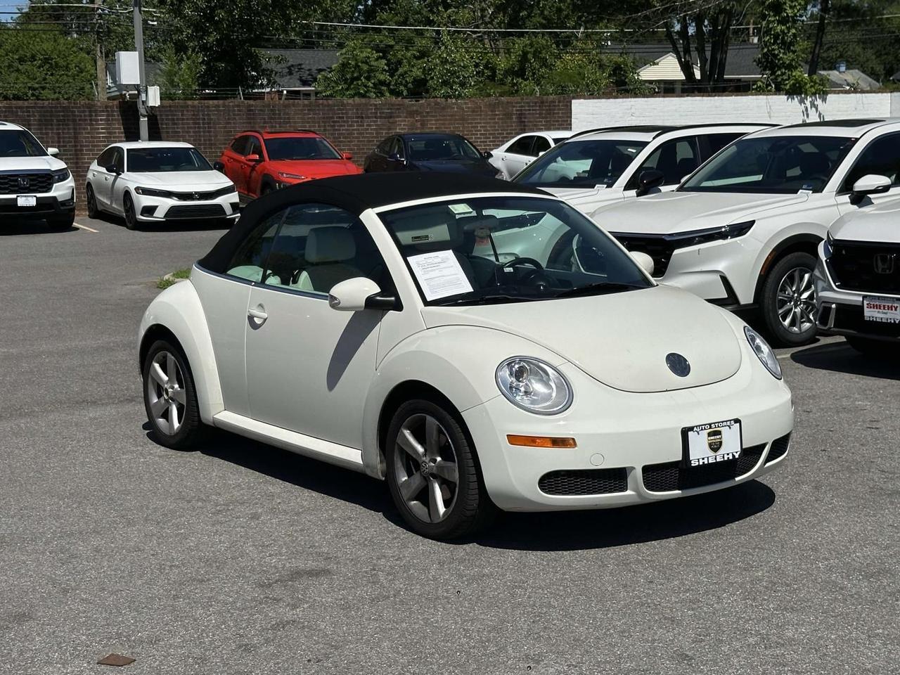 2007 Volkswagen Beetle Triple White