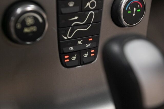 2007 Volvo C70 2dr Convertible Chicago IL