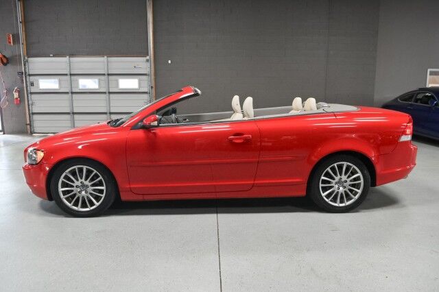 2007 Volvo C70 2dr Convertible