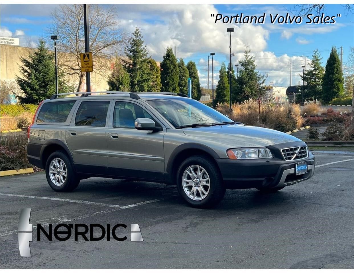 Used 2007 Volvo XC70 Cross Country Premium AWD w/ Leather, Heated Seats