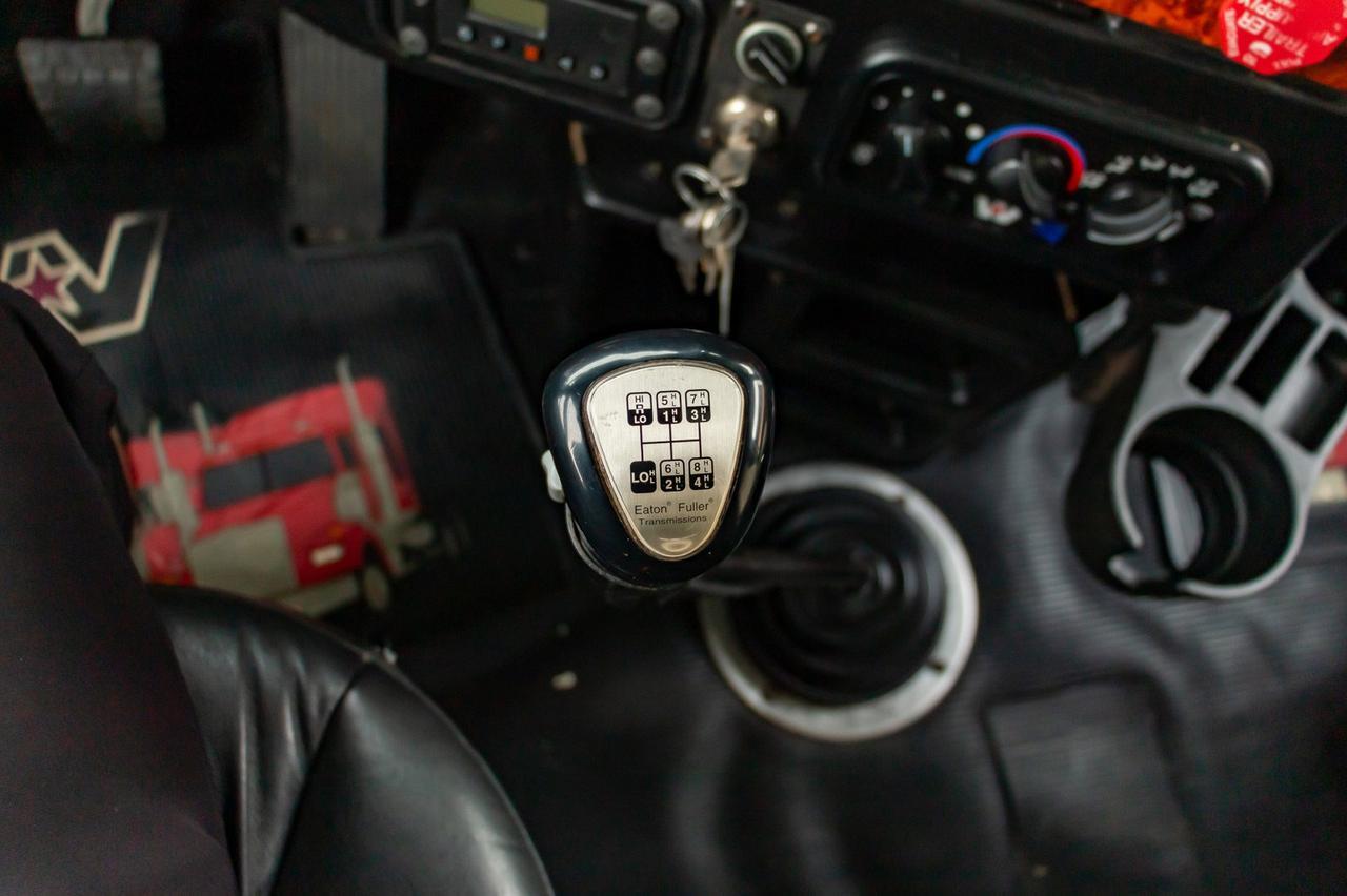 2007 Western Star 4900 FA T/A Tractor Sleeper Heavy Spec Red Deer AB