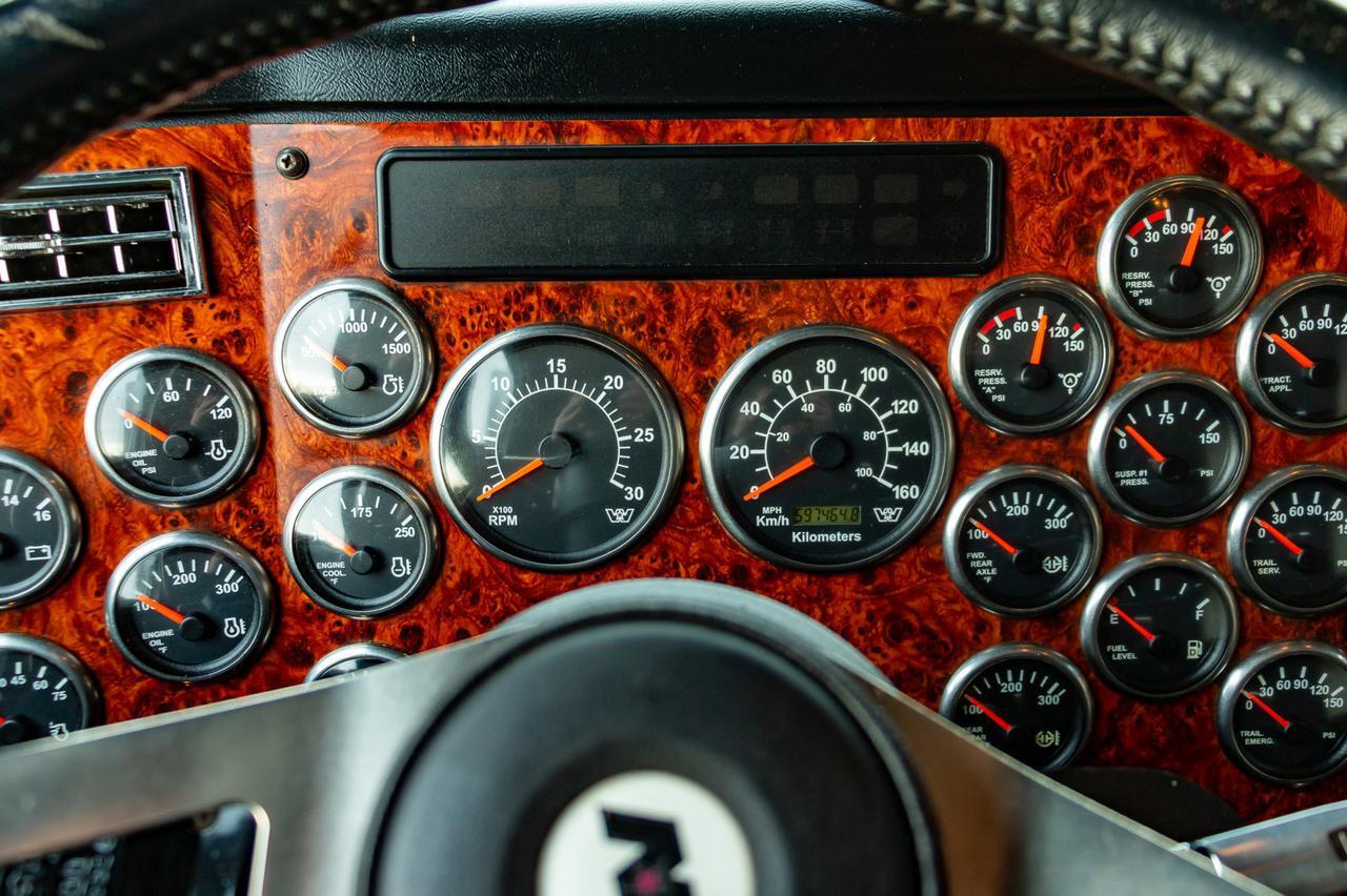 2007 Western Star 4900 FA T/A Tractor Sleeper Heavy Spec Red Deer AB