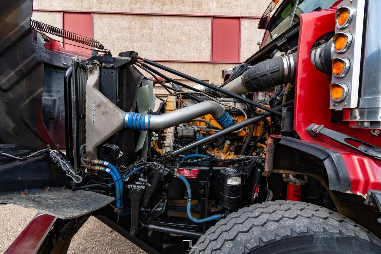 2007 Western Star 4900 SA Tractor Sleeper Heavy Spec Red Deer AB