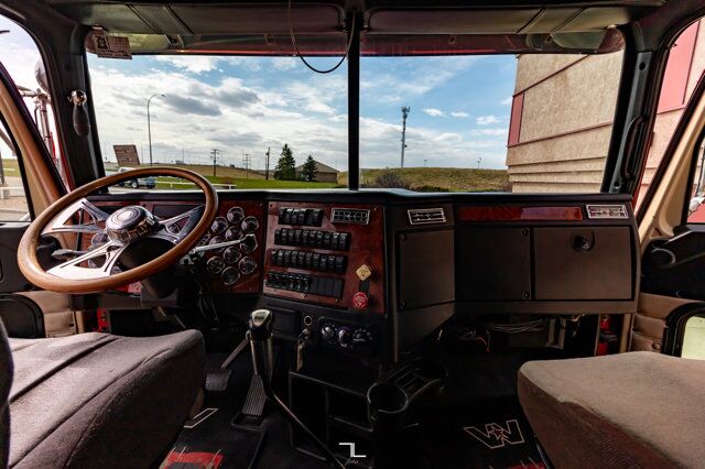 2007 Western Star 4900 SA Tractor Sleeper Heavy Spec Red Deer AB