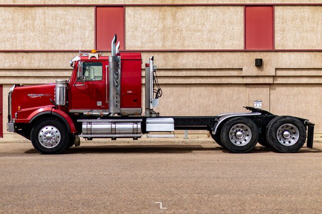 2007 Western Star 4900 SA Tractor Sleeper Heavy Spec Red Deer AB