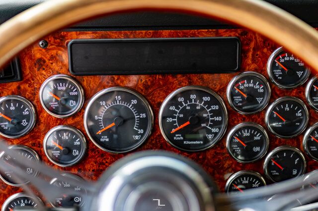 2007 Western Star 4900 SA Tractor Sleeper Heavy Spec Red Deer AB