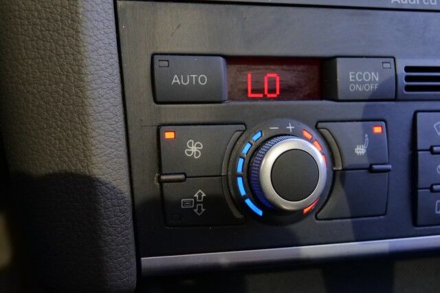 2008 Audi Q7 Premium QUATTRO / PANO Sunroof / Third Row! High Point NC