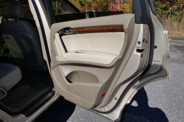 2008 Audi Q7 Premium QUATTRO / PANO Sunroof / Third Row! High Point NC