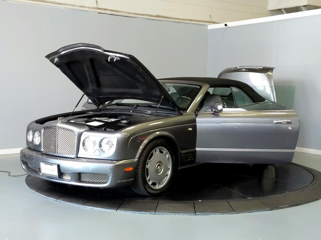2008 Bentley Azure photo 19